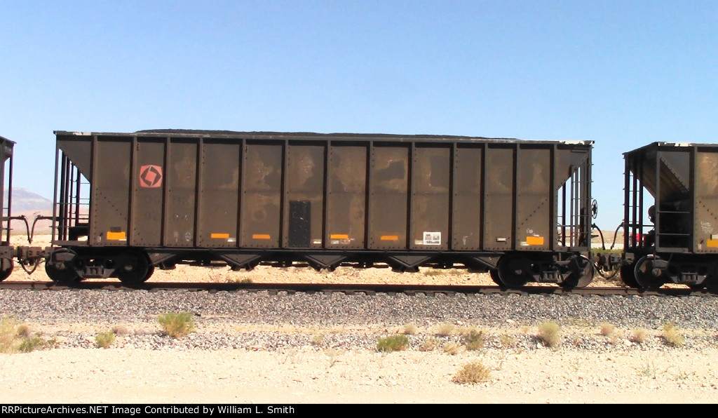 WB Unit Loaded Hooper Frt at Erie NV W-Pshr -15